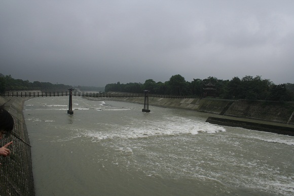 内江のつり橋その2