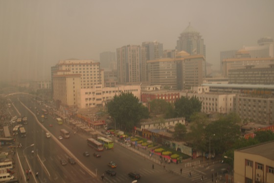 北京金谷琪珑酒店から北京駅方向を